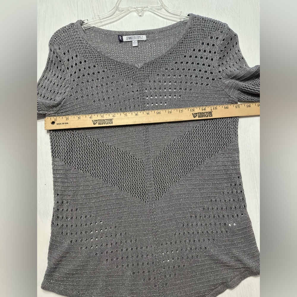 Jennifer Lopez Metallic Gray Open Knit Sweater L Long Sleeve Rayon Blend Top - Picture 3 of 8